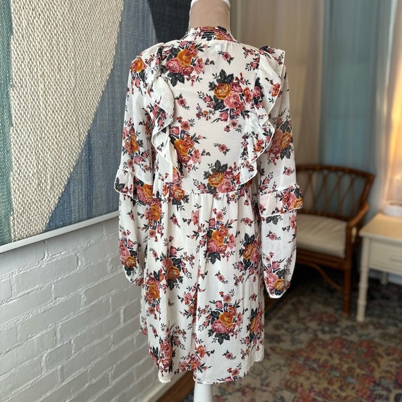 Kit + Sky Creamy Floral Balloon Sleeve Ruffle Dress - Picture 8 of 9